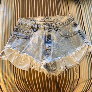 LEVIS light washed Jean shorts